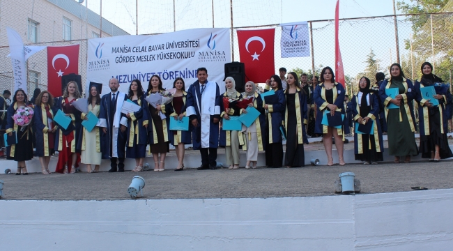 Meslek Yüksekokulu 30.Dönem Mezunlarını Uğurladı