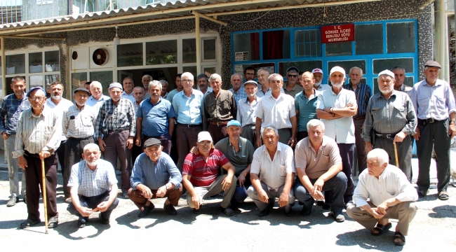 Benlieli Mahallesi Öfkeli ve Kaygılı