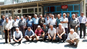 Benlieli Mahallesi Öfkeli ve Kaygılı