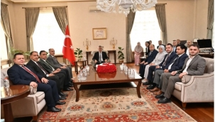 Sağlık Bakanı Memişoğlu'ndan Manisa Ziyareti