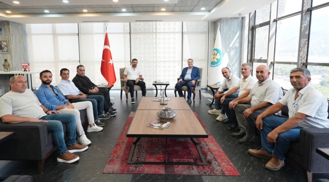 Başkan Dutlulu Gördesli Muhtarları Ağırladı