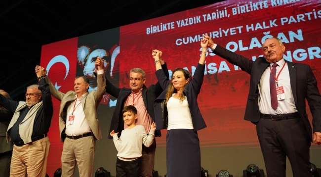 CHP'de Başkan İlksen Özalper Güven Tazeledi
