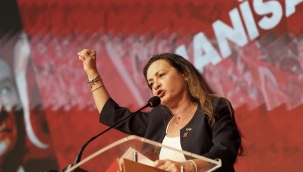 CHP'de Başkan İlksen Özalper Güven Tazeledi