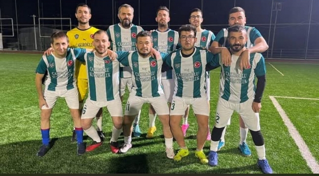 Cumhuriyet Futbol Turnuvasında Şampiyon Nakıpağaspor