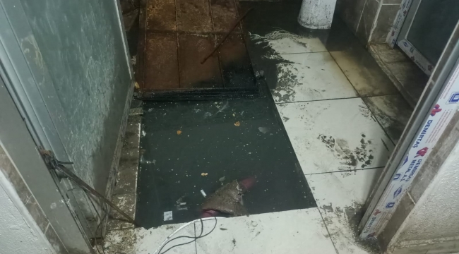 Dikkat! O İş Merkezi Çökebilir!