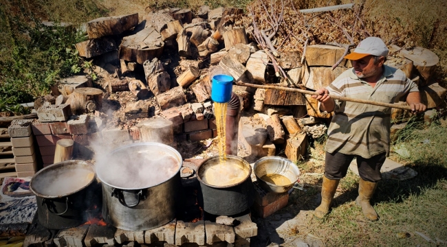 Gördes'te Pekmez Mesaisi