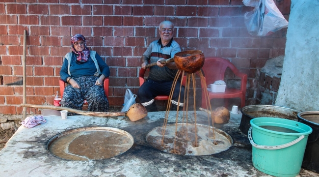 Gördes'te Pekmez Mesaisi