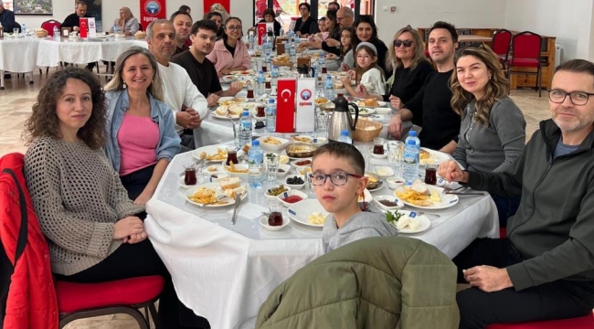 Eğitim-İş Üyeleri Kahvaltıda Buluştu