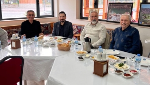 Eğitim-İş Üyeleri Kahvaltıda Buluştu