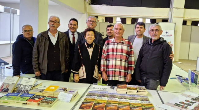 Gördesli Yazarlar Manisa Kitap Fuarında Buluştu