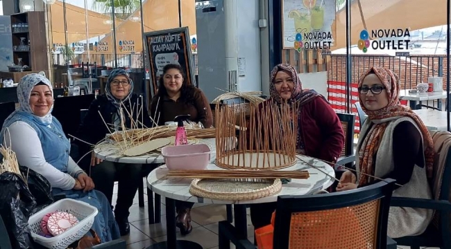 Kağıttan Sanata El Hünerleri Sergilendi