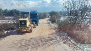 Dikkat! Akhisar Yolunda Azrail Pusuda
