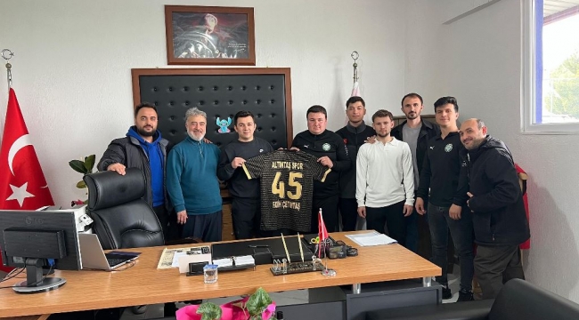 Altıntaşspor Ekibinden Anlamlı Ziyaretler