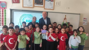 Cep Harçlıklarını Fitre ve Zekat Olarak Verdiler