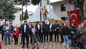 CHP'den 23 Nisan Çelenk Töreni Sonrası Basın Açıklaması