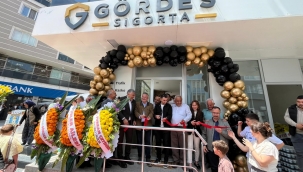 Gördes Sigorta Düzenlenen Törenle Açıldı