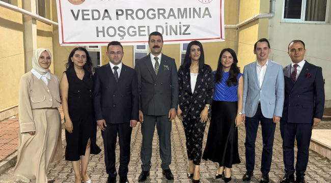 Gördes Adliyesinde Veda Programı