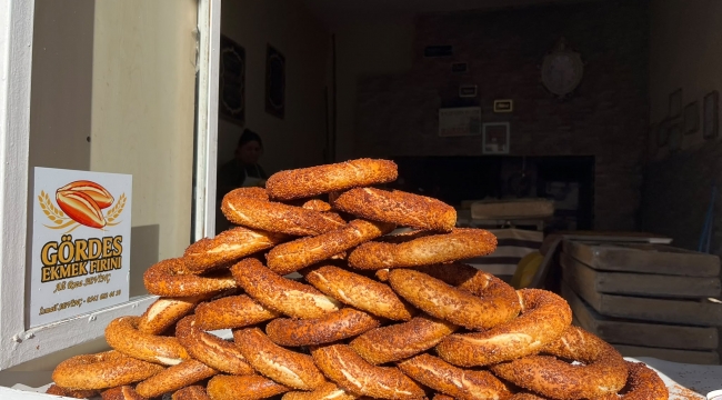 Fırıncı Ali Rızanın Gördes Ekmek Fırınında İzmir Gevreği
