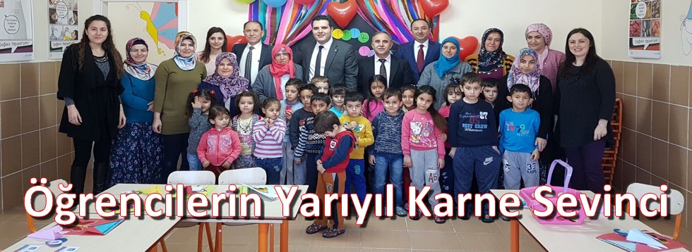 Öğrencilerin Yarıyıl Karne Sevinci