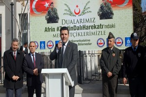 Gördes'ten Mehmetçik'e Sevgi Seli