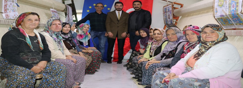 Gördes Halıcılığı Yeniden Canlanacak