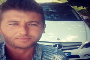 Ecel Onu Otomobilinde Yakaladı