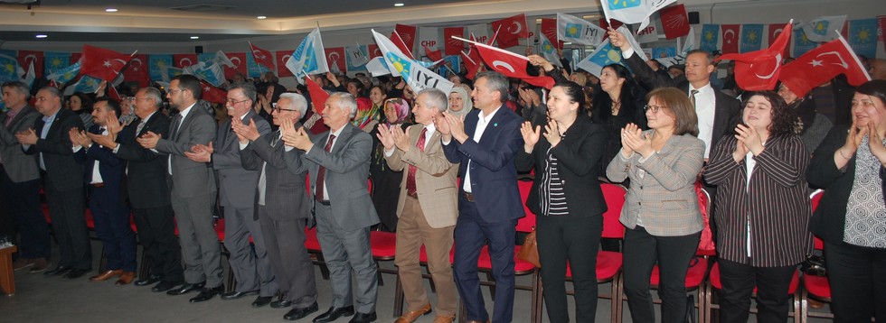 İYİ Parti Başkan Adayı Mesut Efe:İnanıyoruz,Kazanacağız