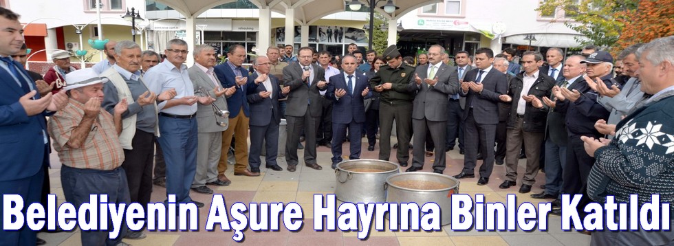 Belediyenin Aşure Hayrına Binler Katıldı
