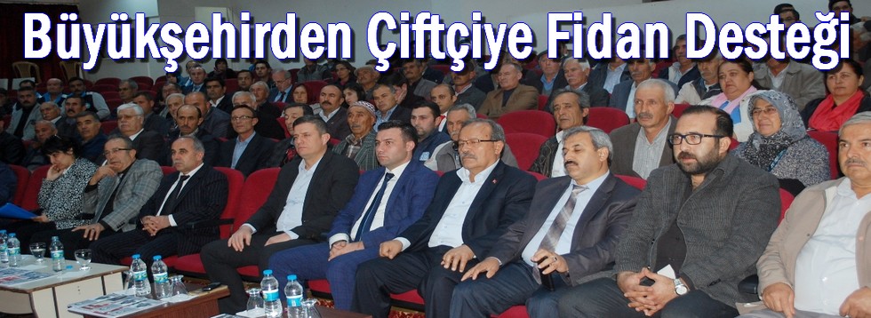 Büyükşehirden Çiftçiye Fidan Desteği