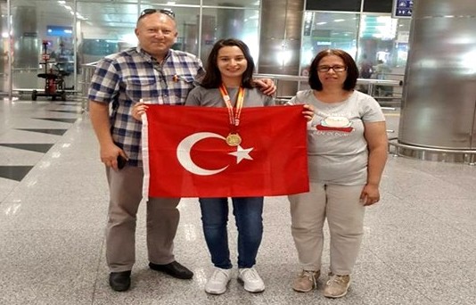 Gördesli Ceylan'a Olimpiyat Madalyası